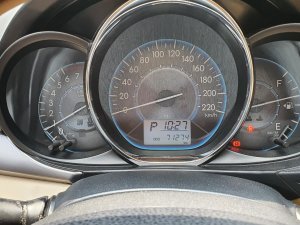 Toyota Vios 1.5E CVT 2017 - Cần bán xe Toyota Vios 1.5E CVT đời 2017, màu nâu