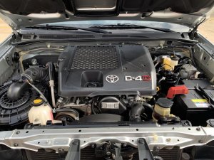 Toyota Fortuner 2.5G 2015 - Cần bán Toyota Fortuner 2.5G đời 2015, màu bạc