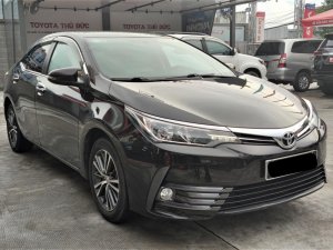 Toyota Corolla Altis G 2019 - Bán xe Toyota Altis 1.8G CVT 2019 màu đen, xe đẹp đi kĩ