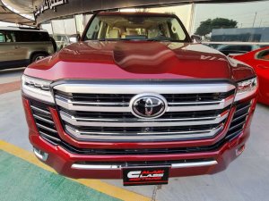 Toyota Land Cruiser LC 2022 - Bán Toyota Land Cruiser LC đời 2022, màu đỏ, nhập khẩu