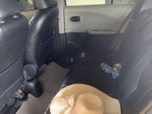 Toyota Yaris Verso 2010 - Bán Toyota Yaris Verso đời 2010, màu bạc, nhập khẩu còn mới