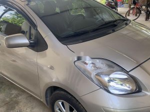 Toyota Yaris Verso 2010 - Bán Toyota Yaris Verso đời 2010, màu bạc, nhập khẩu còn mới