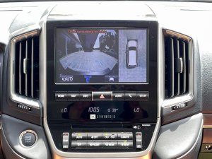 Toyota Land Cruiser MBS 5.7 VXS  2021 - Bán Toyota Land Cruiser VXS 5.7 MBS năm sản xuất 2021