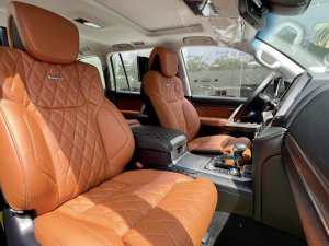 Toyota Land Cruiser MBS 5.7 VXS  2021 - Bán Toyota Land Cruiser VXS 5.7 MBS năm sản xuất 2021