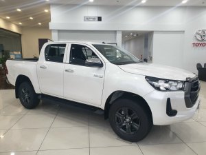 Toyota Hilux 2021 - Toyota Nam Định bán Toyota Hilux 2021, chỉ 160tr nhận xe, ưu đãi lớn, trả góp tối đa 80%, lãi cực thấp