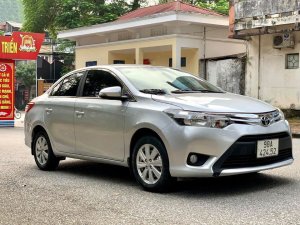 Toyota Vios   1.5E 2017 - Bán Toyota Vios 1.5E đời 2017, màu bạc giá cạnh tranh