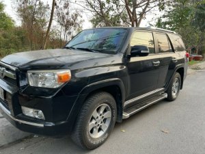 Toyota 4 Runner 2011 - Bán Toyota 4 Runner sản xuất 2011 màu đen, nhập khẩu nguyên chiếc