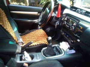 Toyota Hilux    2017 - Xe Toyota Hilux năm sản xuất 2017, màu đỏ, nhập khẩu 