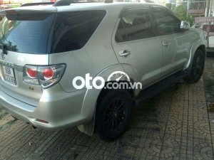 Toyota Fortuner 2016 - Cần bán xe Toyota Fortuner sản xuất năm 2016, màu bạc  
