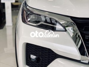 Toyota Fortuner 2021 - Cần bán Toyota Fortuner đời 2021, màu trắng, 995tr