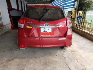 Toyota Yaris   2015 - Cần bán xe Toyota Yaris 2015, màu đỏ, nhập khẩu nguyên chiếc  