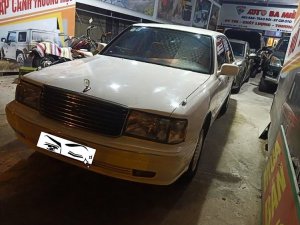 Toyota Crown 1999 - Cần bán Toyota Crown sản xuất năm 1999, màu trắng, nhập khẩu nguyên chiếc