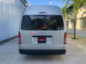 Toyota Hiace 2016 - Bán Toyota Hiace đời 2016, màu bạc, xe nhập còn mới