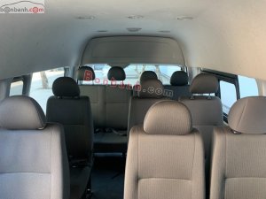 Toyota Hiace   2.5   2016 - Cần bán gấp Toyota Hiace 2.5 năm sản xuất 2016, màu bạc, nhập khẩu nguyên chiếc