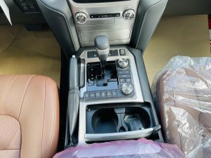 Toyota Land Cruiser 2021 - Bán Toyota Land Cruiser V8 VXS 5.7L năm sản xuất 2021