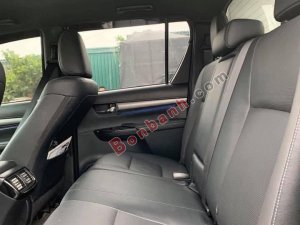 Toyota Hilux   2.8L 4x4 AT   2020 - Xe Toyota Hilux 2.8L 4x4 AT đời 2020, màu trắng, nhập khẩu nguyên chiếc 