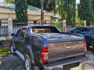 Toyota Hilux 2013 - Bán Toyota Hilux đời 2013, màu nâu, xe còn mới