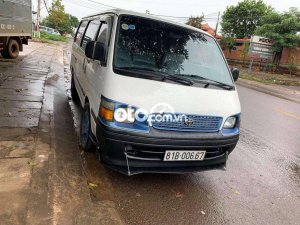 Toyota Hiace 2003 - Cần bán xe Toyota Hiace sản xuất 2003, màu trắng, giá 50tr