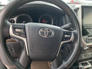 Toyota Land Cruiser 2018 - Toyota Land Cruiser 5.7 V8 nhập Mỹ sản xuất 2018, đăng ký 2020, tên cá nhân - Xe nguyên bản không một vết xước