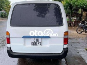 Toyota Hiace 2003 - Cần bán xe Toyota Hiace sản xuất 2003, màu trắng, giá 50tr