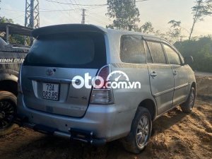 Toyota Innova 2008 - Cần bán Toyota Innova sản xuất 2008, màu bạc, nhập khẩu nguyên chiếc xe gia đình