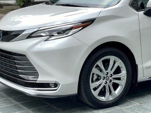 Toyota Sienna 2021 - Em Lộc MT Auto bán Toyota Sienna Platinum sản xuất 2021 giao ngay tại MT Auto