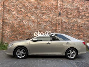 Toyota Camry  2.5Q 2014 - Bán Toyota Camry 2.5Q đời 2014, màu ghi vàng