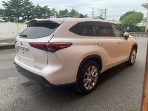 Toyota Highlander Limited AWD 2021 - Bán ô tô Toyota Highlander Limited sản xuất 2021