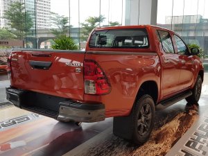 Toyota Hilux 2021 - Toyota Hilux năm 2021 ưu đãi cuối năm giảm ngay tiền mặt + gói PK hỗ trợ trả góp 85%