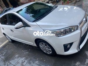 Toyota Yaris 2017 - Cần bán lại xe Toyota Yaris đời 2017, màu trắng, nhập khẩu nguyên chiếc xe gia đình