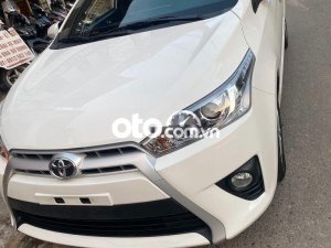 Toyota Yaris 2017 - Cần bán lại xe Toyota Yaris đời 2017, màu trắng, nhập khẩu nguyên chiếc xe gia đình