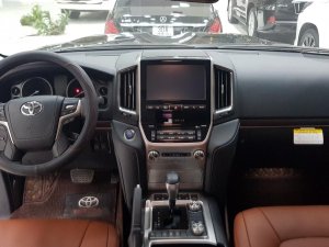 Toyota Land Cruiser 2018 - Cần bán xe Toyota Land Cruiser 5.7L năm 2018 xuất Mỹ