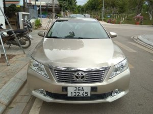 Toyota Camry    2013 - Bán Toyota Camry năm sản xuất 2013 còn mới