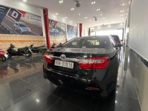 Toyota Camry 2.5Q 2013 - Bán Toyota Camry 2.5Q năm sản xuất 2013, màu đen chính chủ, 595tr