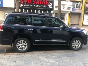 Toyota Land Cruiser   VX 4.6 V8  2017 - Cần bán lại xe Toyota Land Cruiser VX 4.6 V8 năm sản xuất 2017, màu đen, nhập khẩu nguyên chiếc