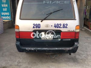 Toyota Hiace 2002 - Cần bán xe Toyota Hiace năm sản xuất 2002 xe gia đình, giá 82tr