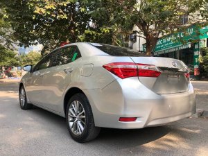 Toyota Corolla  1.8 G  2017 - Cần bán gấp Toyota Corolla Altis 1.8 G 2017, màu bạc xe gia đình