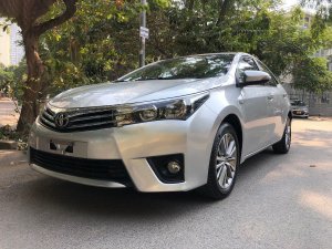 Toyota Corolla  1.8 G  2017 - Cần bán gấp Toyota Corolla Altis 1.8 G 2017, màu bạc xe gia đình