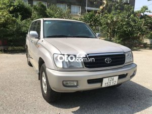 Toyota Land Cruiser MT 2000 - Cần bán Toyota Land Cruiser MT 2000, màu xám còn mới, giá tốt