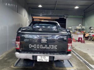 Toyota Hilux 2012 - Bán Toyota Hilux đời 2012, màu đen, xe nhập