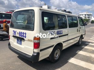 Toyota Hiace 2004 - Cần bán Toyota Hiace 3.0MT đời 2004, màu trắng, nhập khẩu nguyên chiếc