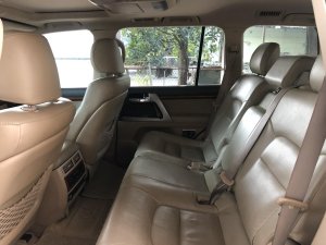 Toyota Land Cruiser 5.7 V8 2012 - Bán Toyota Land Cruiser 5.7 V8 trắng nội thất kem nguyên bản, năm sản xuất 2012