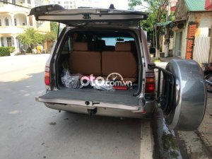 Toyota Land Cruiser MT 2000 - Cần bán Toyota Land Cruiser MT 2000, màu xám còn mới, giá tốt