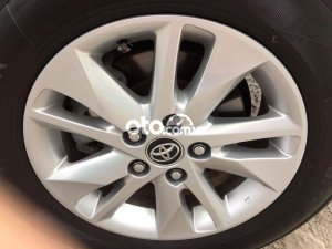 Toyota Innova    2016 - Cần bán xe Toyota Innova đời 2016, màu xám  