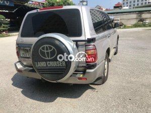 Toyota Land Cruiser MT 2000 - Cần bán Toyota Land Cruiser MT 2000, màu xám còn mới, giá tốt