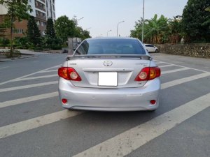 Toyota Corolla XLi 1.6  AT 2011 - Bán Toyota Corolla XLi 1.6  AT năm sản xuất 2011, màu bạc, nhập khẩu nguyên chiếc đẹp như mới
