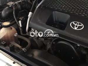 Toyota Fortuner MT 2016 - Cần bán gấp Toyota Fortuner MT năm sản xuất 2016, màu bạc