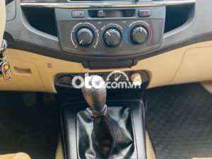 Toyota Fortuner  MT 2016 - Xe Toyota Fortuner MT năm 2016, màu bạc, 645 triệu