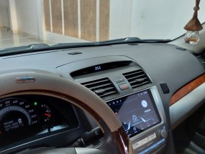 Toyota Camry 2008 - Bán Toyota Camry 2.4 AT năm sản xuất 2008, màu bạc, giá chỉ 410 triệu