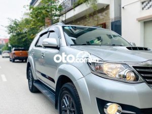 Toyota Fortuner  MT 2016 - Xe Toyota Fortuner MT năm 2016, màu bạc, 645 triệu